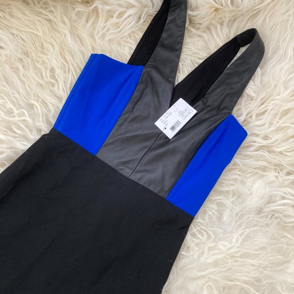 MASON V-Neck Mini Dress - Picture 3 of 10